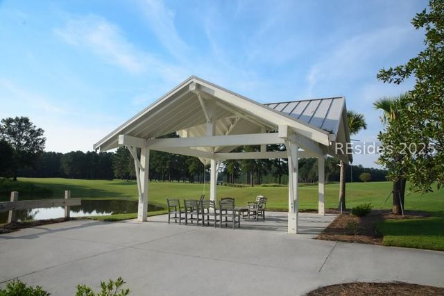 379 Azalea Dr, Hardeeville, SC 29927