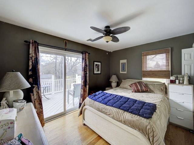 26 Bellows Ln, Montville Twp., NJ 07082