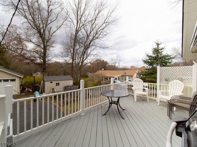 26 Bellows Ln, Montville Twp., NJ 07082