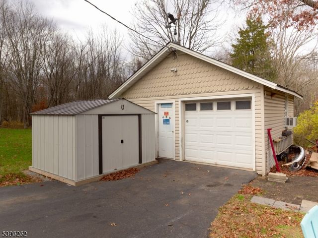 26 Bellows Ln, Montville Twp., NJ 07082