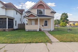 121 W 7Th Street, Mishawaka, IN 46544