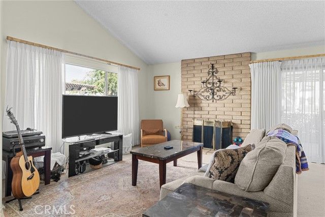 166 Tallyho, Santa Maria, CA 93455