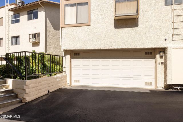 26320 W Plata Lane, Calabasas, CA 91302