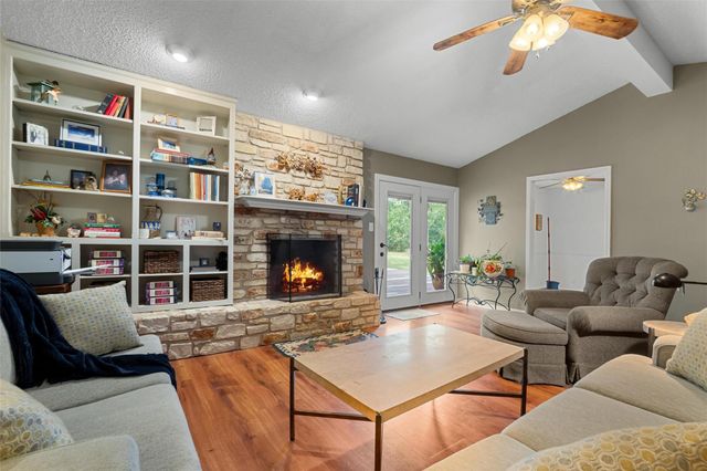 312 Southcross RD, Georgetown, TX 78628