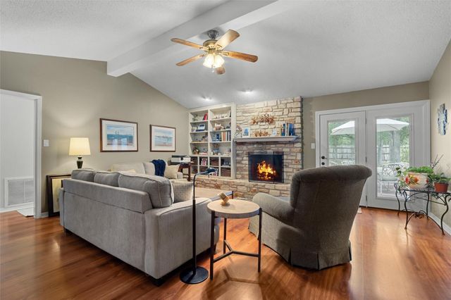 312 Southcross RD, Georgetown, TX 78628
