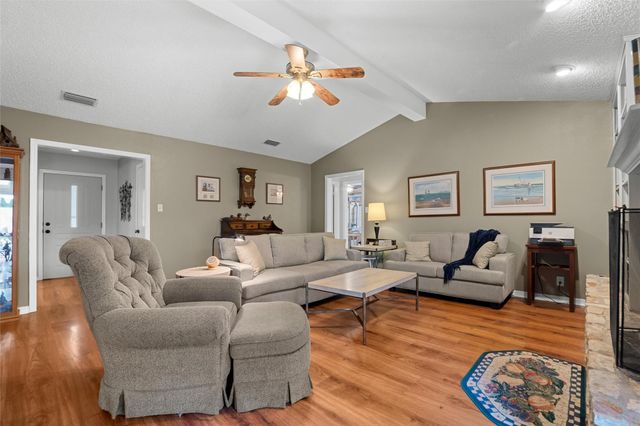312 Southcross RD, Georgetown, TX 78628