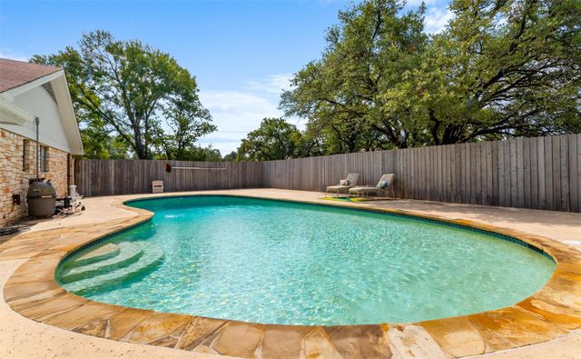 312 Southcross RD, Georgetown, TX 78628