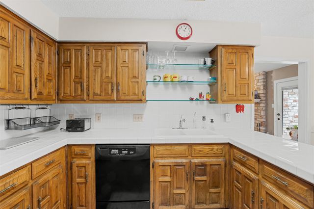 312 Southcross RD, Georgetown, TX 78628