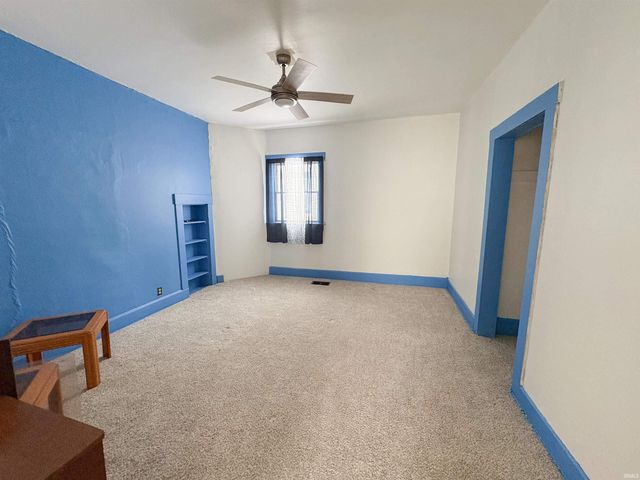 647 N Elm Street, Muncie, IN 47305