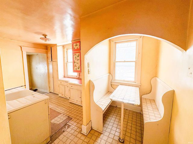 647 N Elm Street, Muncie, IN 47305