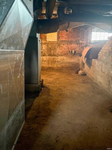 647 N Elm Street, Muncie, IN 47305