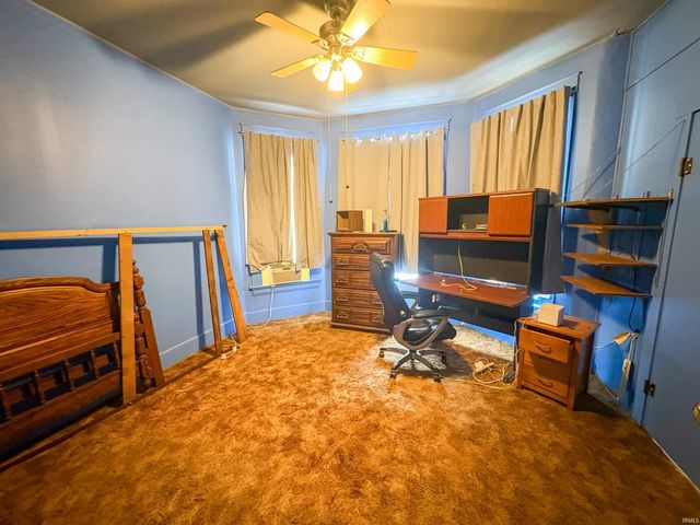 647 N Elm Street, Muncie, IN 47305