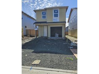 853 Chestnut Way, Silverton, OR 97381