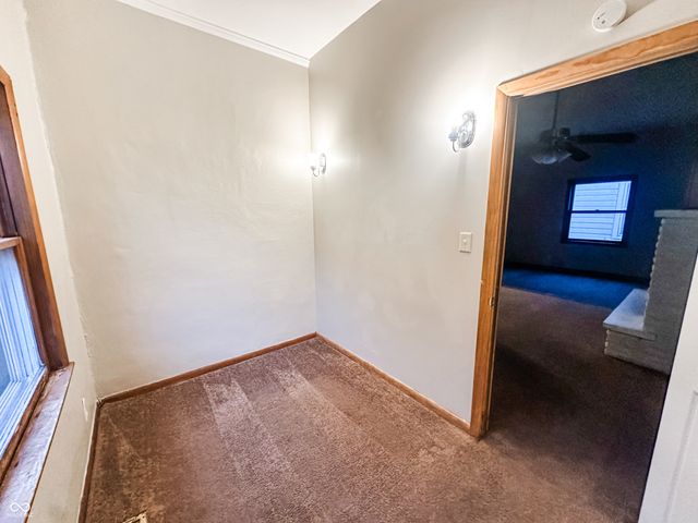 718 Main Street, Elwood, IN 46036