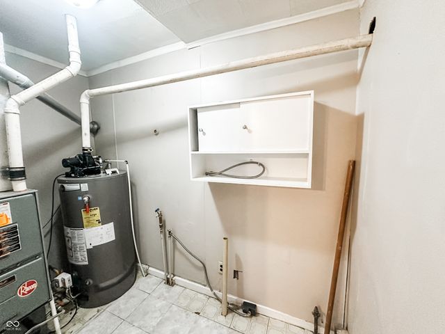 718 Main Street, Elwood, IN 46036