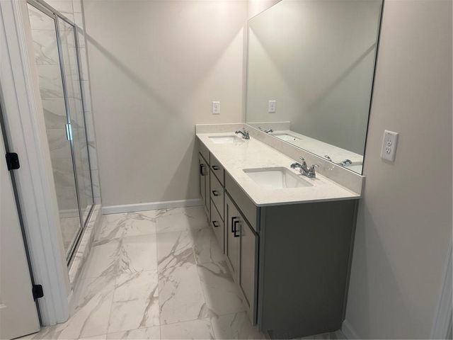 689 Rodeo Drive, Auburn, GA 30011