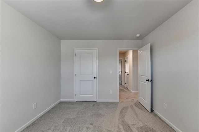 689 Rodeo Drive, Auburn, GA 30011