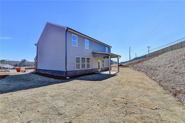 689 Rodeo Drive, Auburn, GA 30011