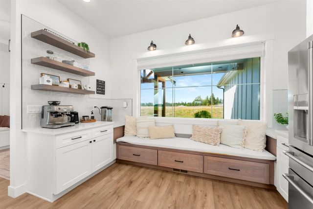 10911 S SHERMAN Rd, Spokane, WA 99224