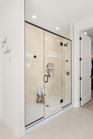 10911 S SHERMAN Rd, Spokane, WA 99224