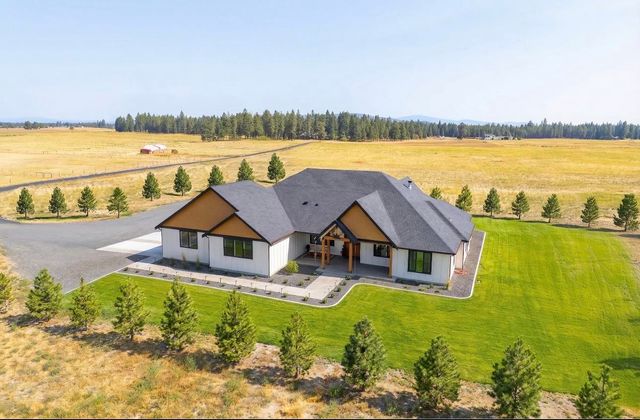 10911 S SHERMAN Rd, Spokane, WA 99224