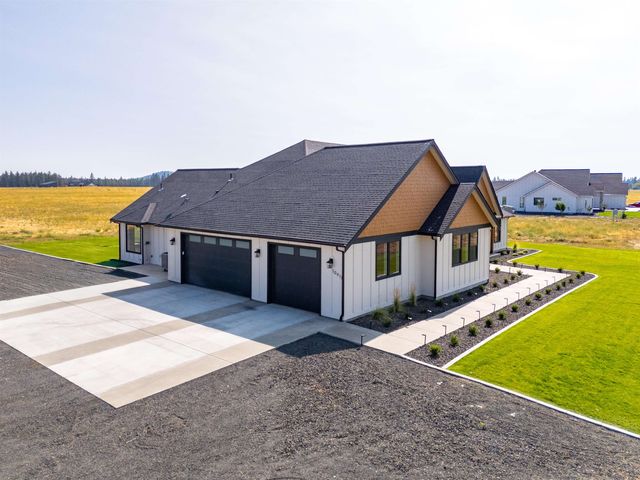 10911 S SHERMAN Rd, Spokane, WA 99224