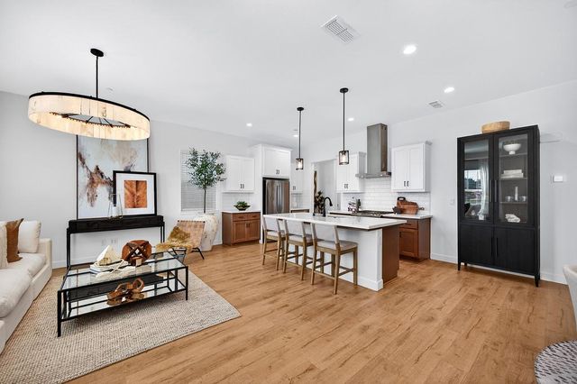 2367 Omaha Beach Ave, Sacramento, CA 95818