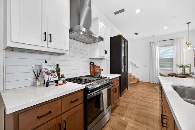 2367 Omaha Beach Ave, Sacramento, CA 95818