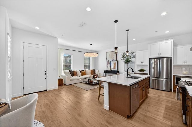 2367 Omaha Beach Ave, Sacramento, CA 95818