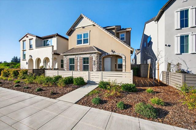 2367 Omaha Beach Ave, Sacramento, CA 95818