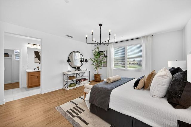 2367 Omaha Beach Ave, Sacramento, CA 95818