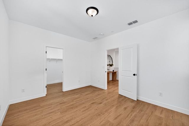 2367 Omaha Beach Ave, Sacramento, CA 95818