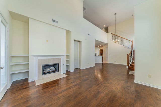 2202 Shady Vista, Richardson, TX 75080