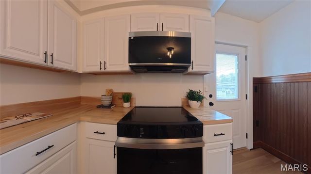 3303 Roland Avenue, Belleville, IL 62226