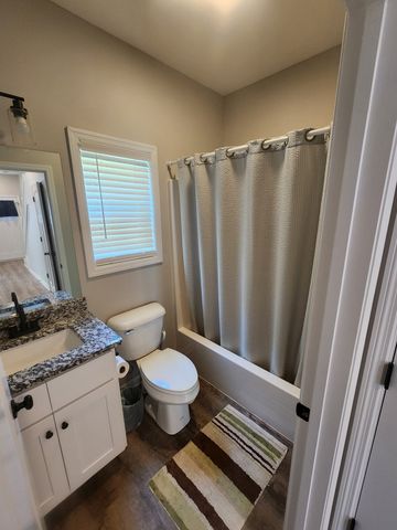 215 Coney Island Rd, Shelbyville, TN 37160