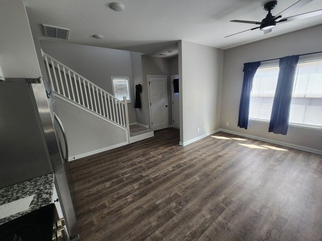 215 Coney Island Rd, Shelbyville, TN 37160