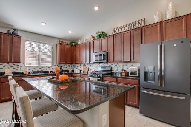 12098 N Walz Drive, Marana, AZ 85653