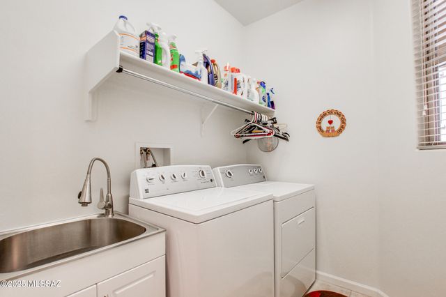 12098 N Walz Drive, Marana, AZ 85653