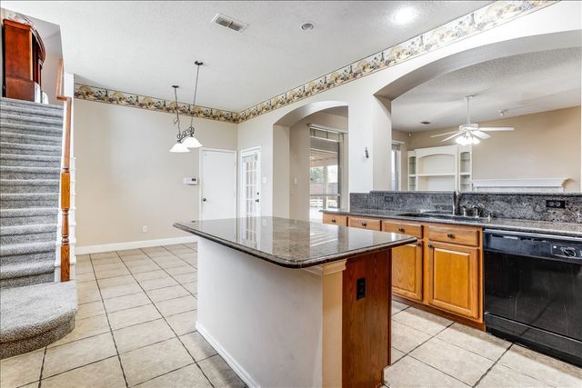 1102 Waterside Court, Mesquite, TX 75181