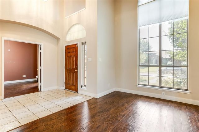 1102 Waterside Court, Mesquite, TX 75181