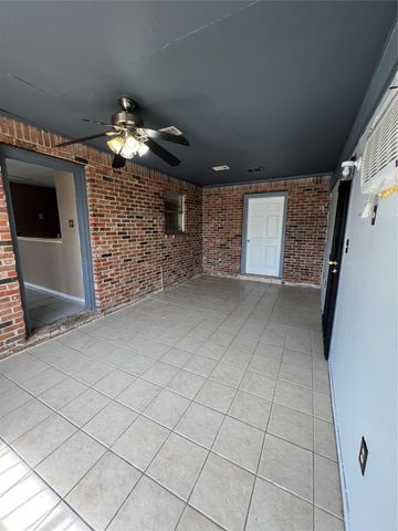 3613 Sparrow Street, Houston, TX 77051