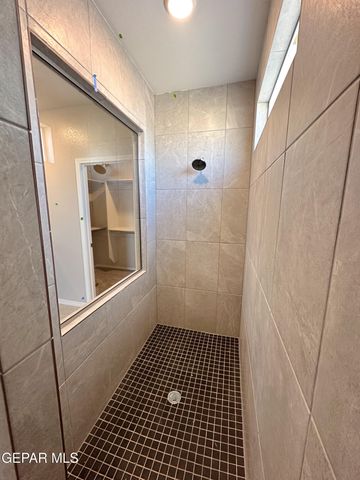 7341 Norte Grande Drive N, El Paso, TX 79934