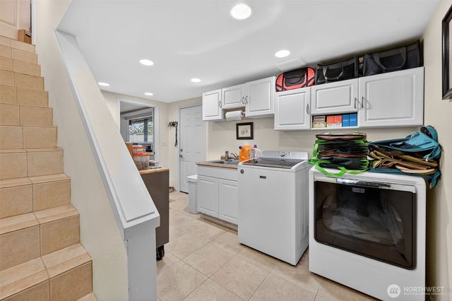 1111 E 8th Street, Port Angeles, WA 98362