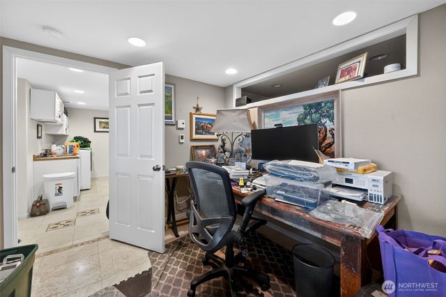 1111 E 8th Street, Port Angeles, WA 98362