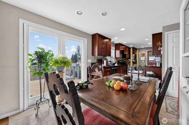 1111 E 8th Street, Port Angeles, WA 98362