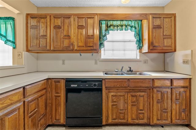 3501 Canton Street, Greenville, TX 75402