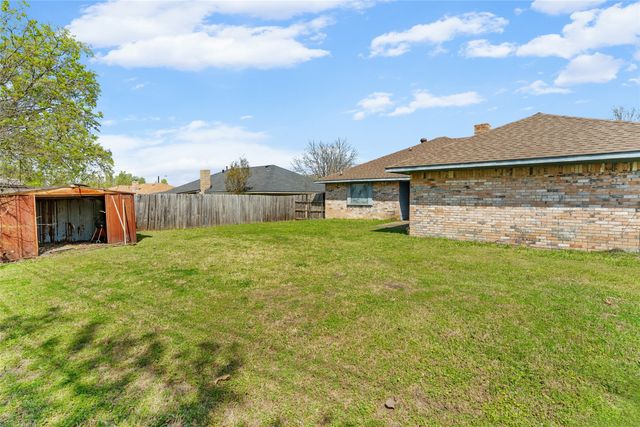3501 Canton Street, Greenville, TX 75402