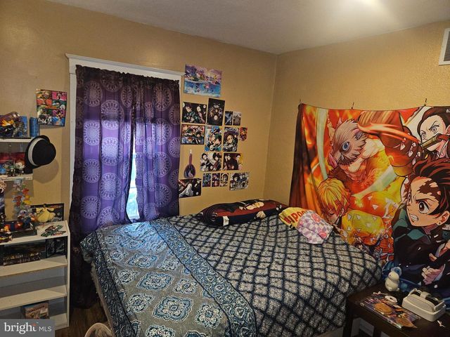 1081 E BUTLER AVE, Vineland, NJ 08360