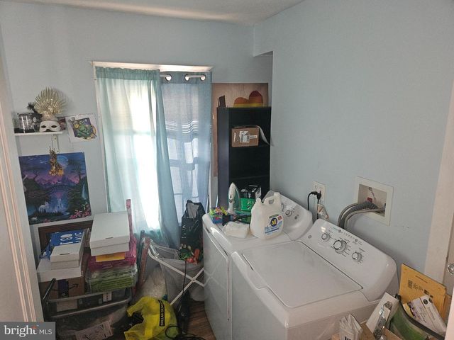 1081 E BUTLER AVE, Vineland, NJ 08360