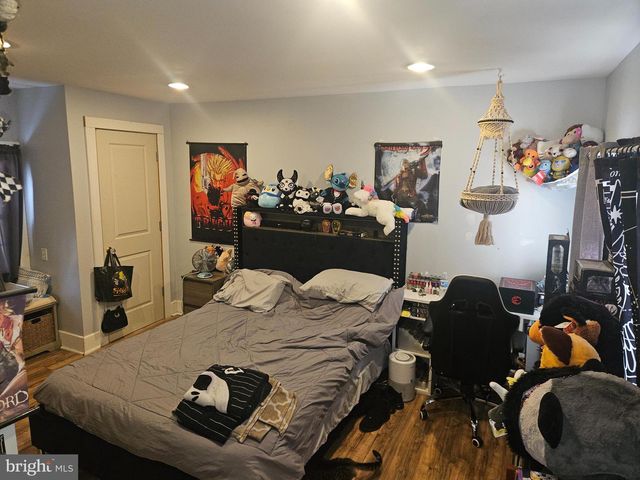 1081 E BUTLER AVE, Vineland, NJ 08360